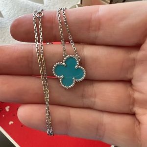 ⚡️SOLD⚡️Authentic Van Cleef & Arpels Turquoise Pendant